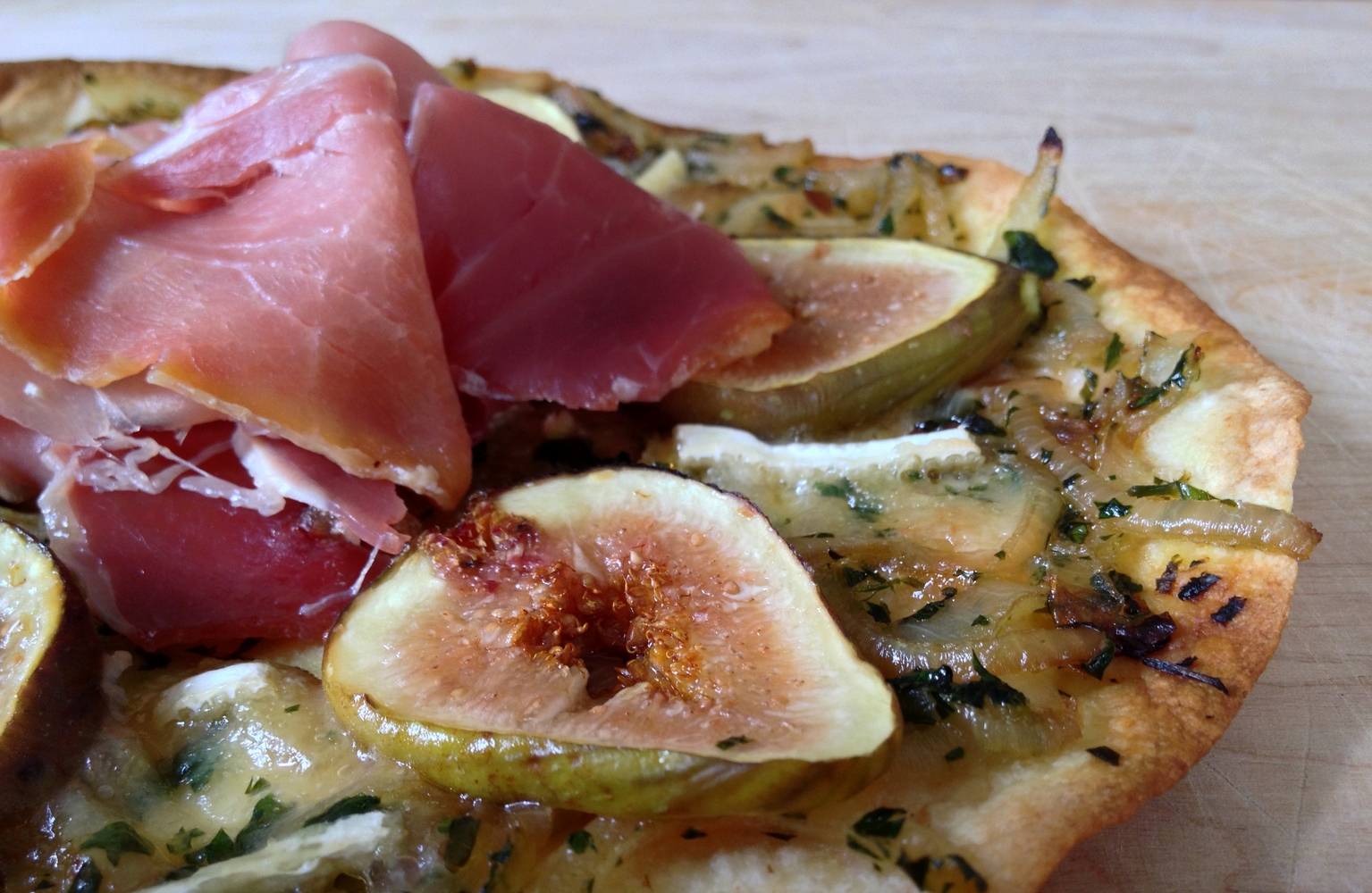 pizza-brie-figues-prosciutto-3