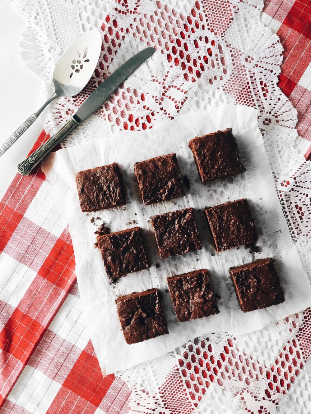 brownies véganes sans gluten au chocolat noir et haricots