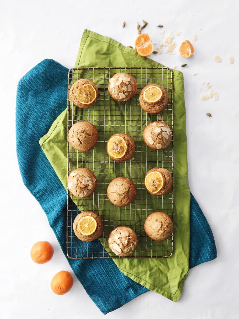 Muffins santé aux clémentines, aux amandes et à la cardamome