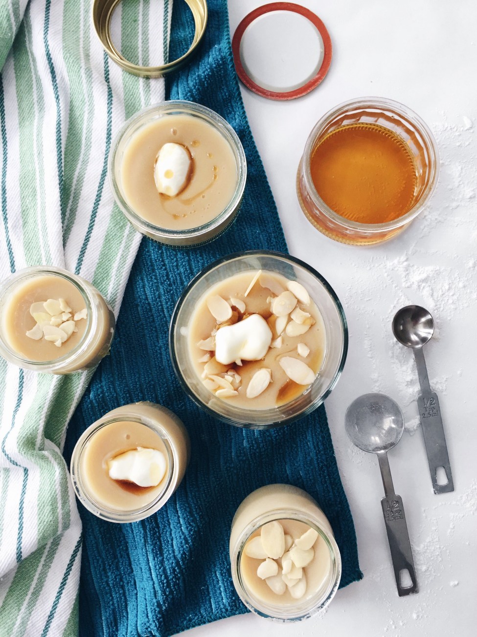 Pouding express et santé au beurre d'arachide, au sirop d'érable et à la vanille