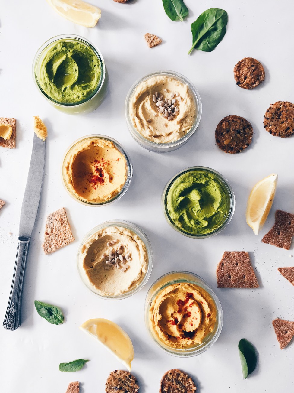 Houmous aux graines de chanvre, houmous aux épices, houmous aux épinards