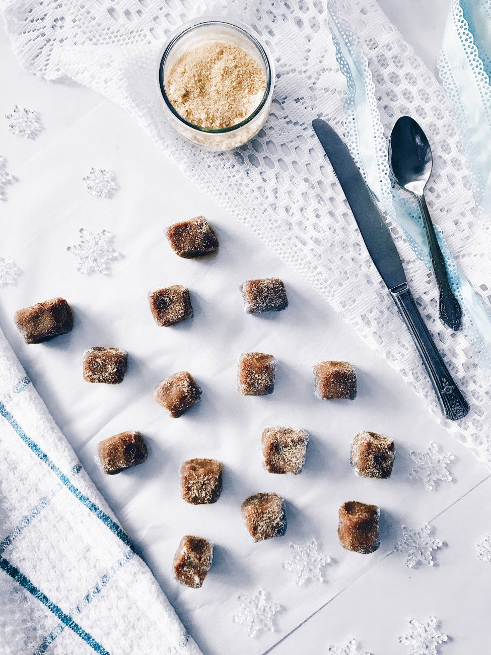 Caramels mous véganes à l'érable et aux dattes