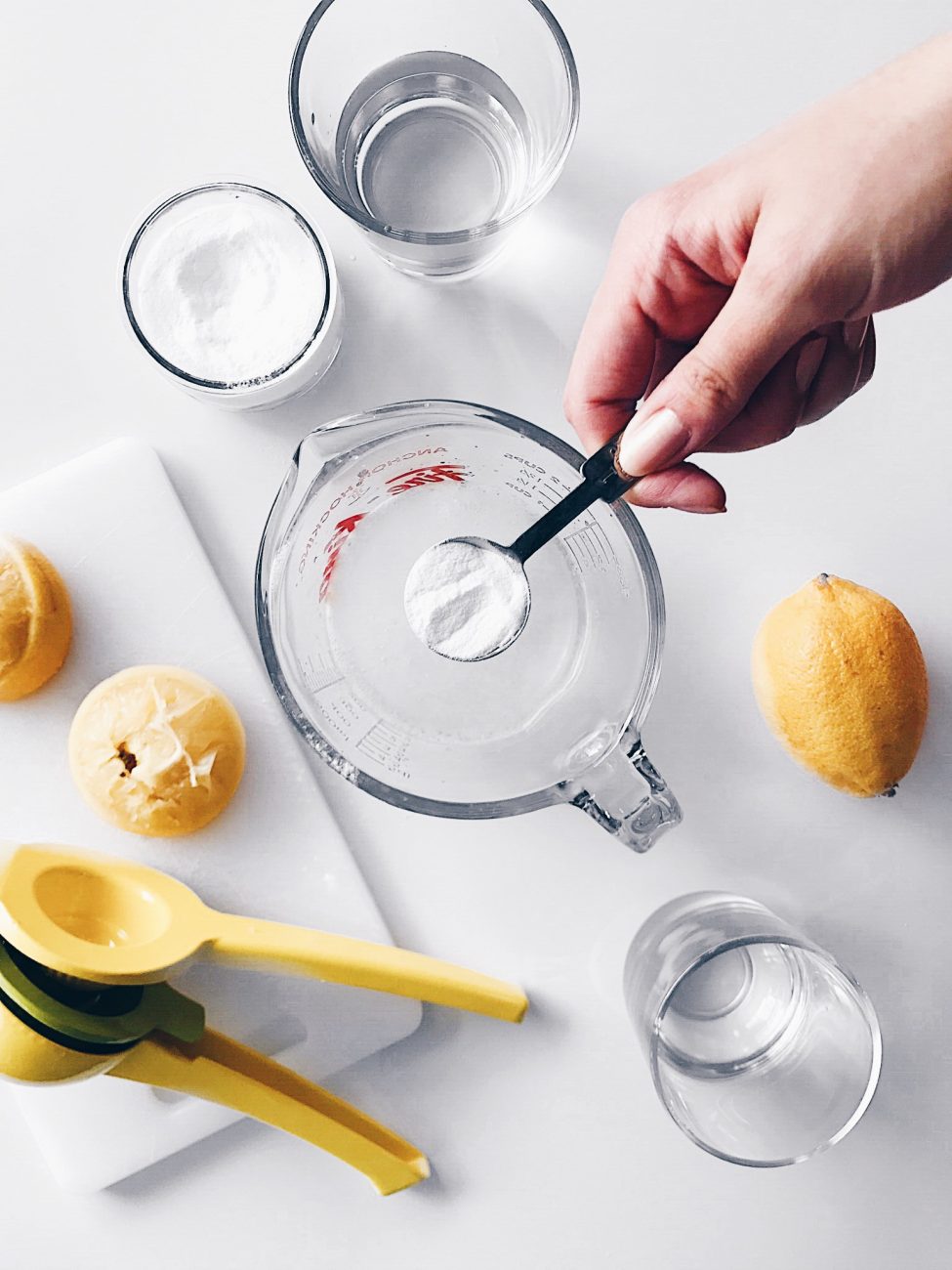 DIY : Produit nettoyant naturel pour les fruits et légumes | DIY natural fruit and veggie cleaner