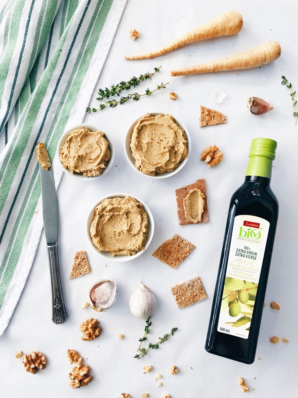 Tartinade aux noix, panais grillé, ail et érable | Parsnip and walnuts tartinade with garlic and maple syrup